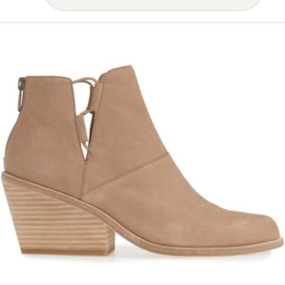 EILEEN FISHER VERO Cuoio Leather Ankle Boots Size 8 Block Heel
